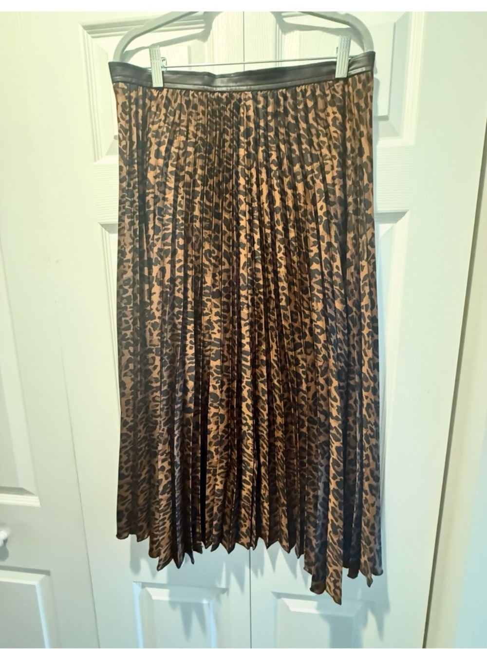 Zara Brown Leopard-Print Pleated Midi Skirt - Picture 4 of 8